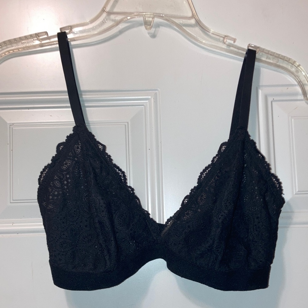 Elegant Black Lace‎ Bralette M